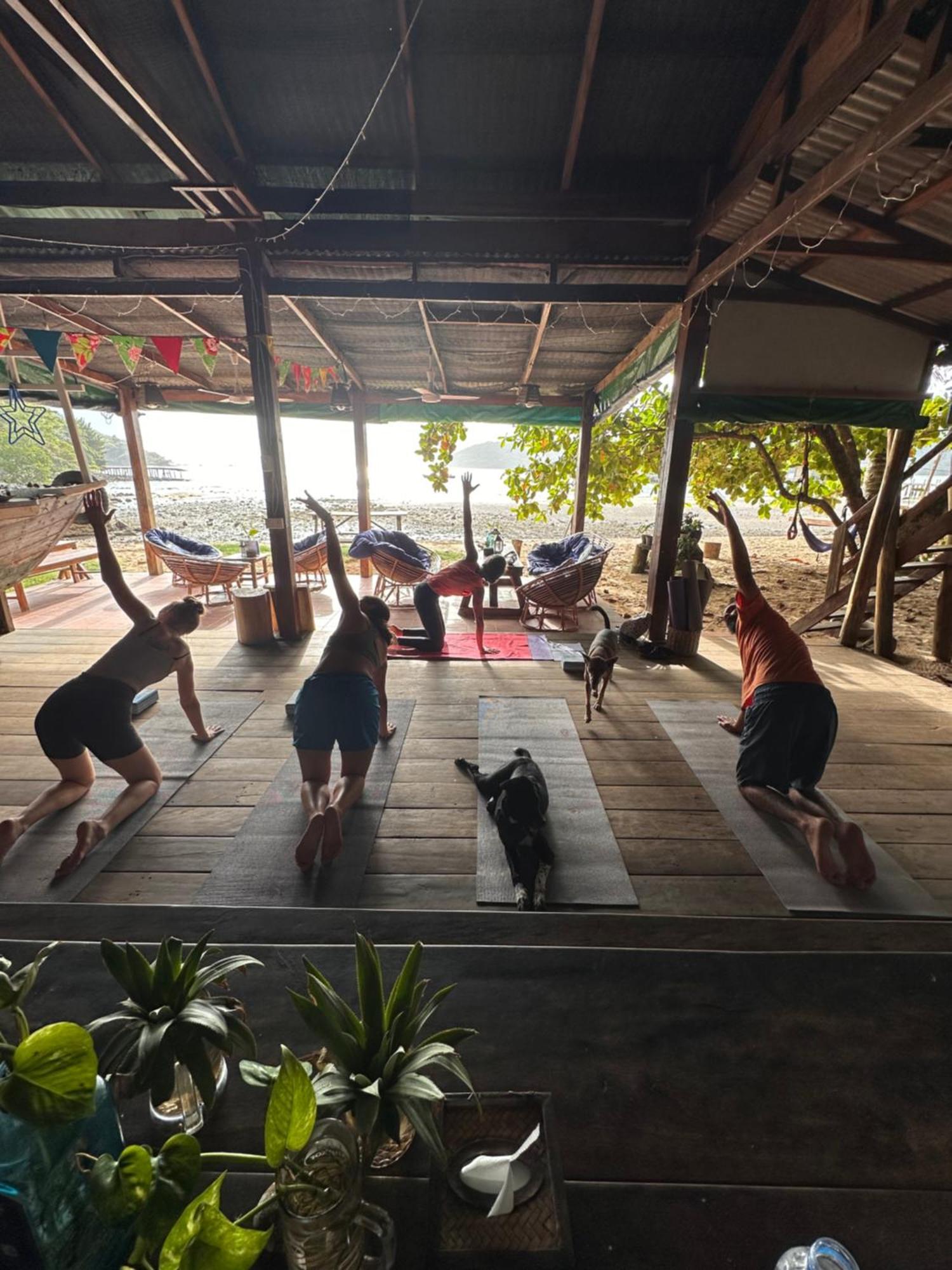 Beach House Cambodia Ko Rong Sanloem Eksteriør bilde